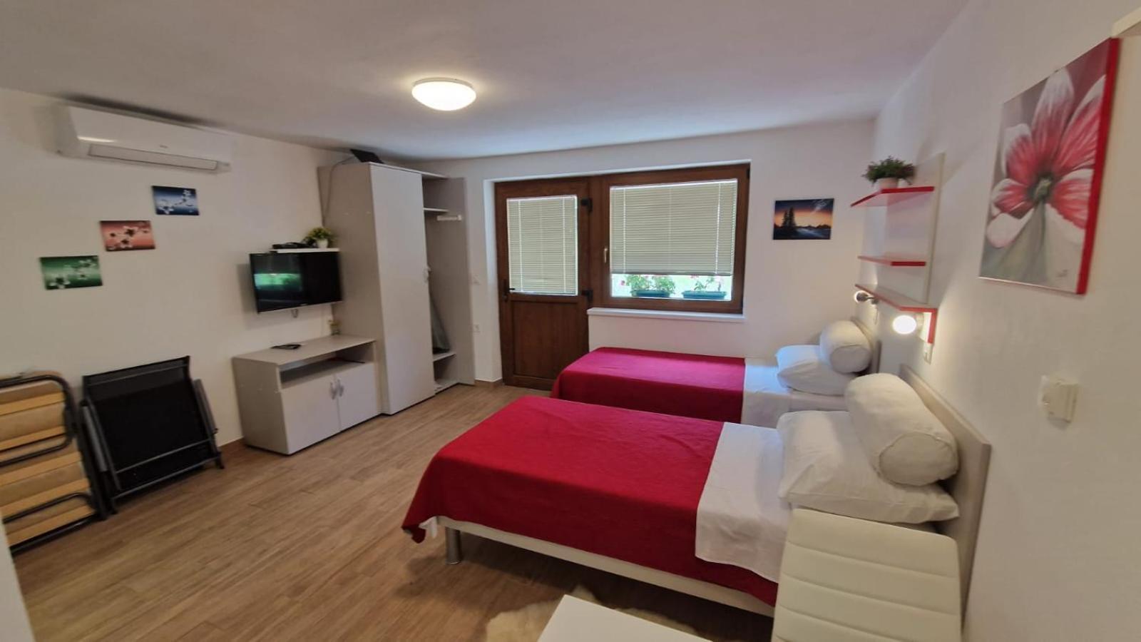Plitvice Zg Apartment สโมลยานัซ ภายนอก รูปภาพ