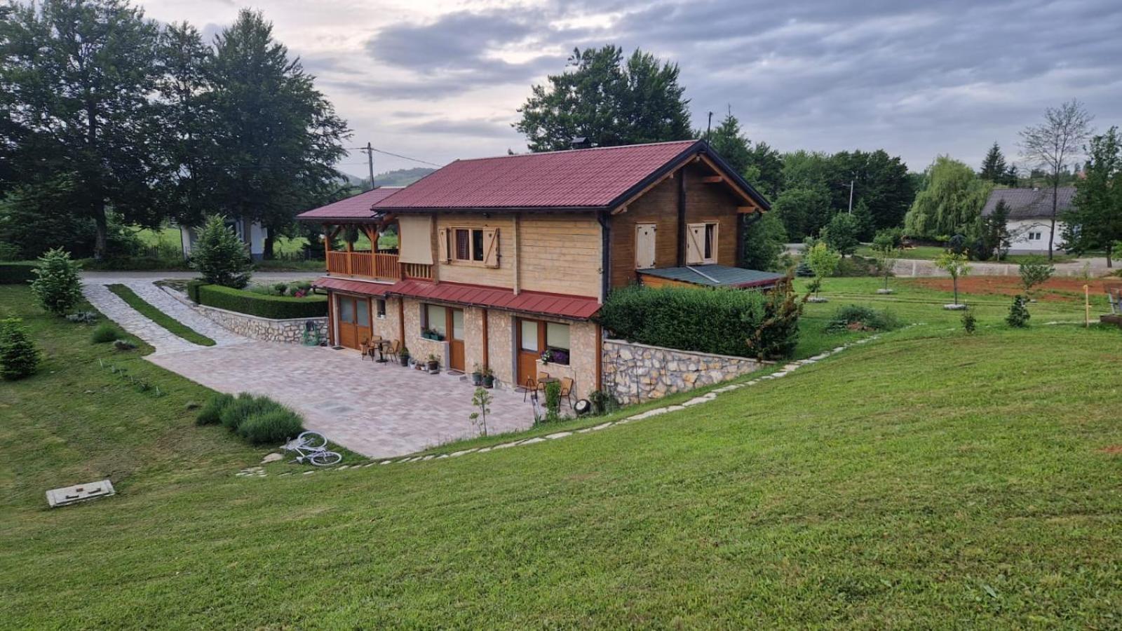 Plitvice Zg Apartment สโมลยานัซ ภายนอก รูปภาพ